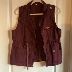 Maroon utility vest